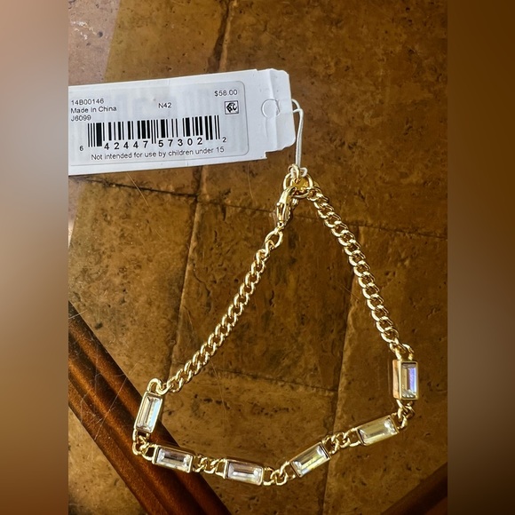 Lauren Ralph Lauren Gold-Tone Stone Baguette Chain Link Bracelet - Picture 4 of 7